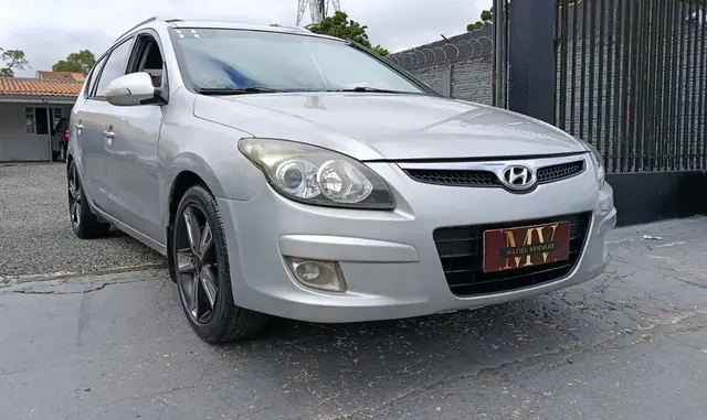 Carro Hyundai i30 CW 2011 2.0i GLS (Aut)