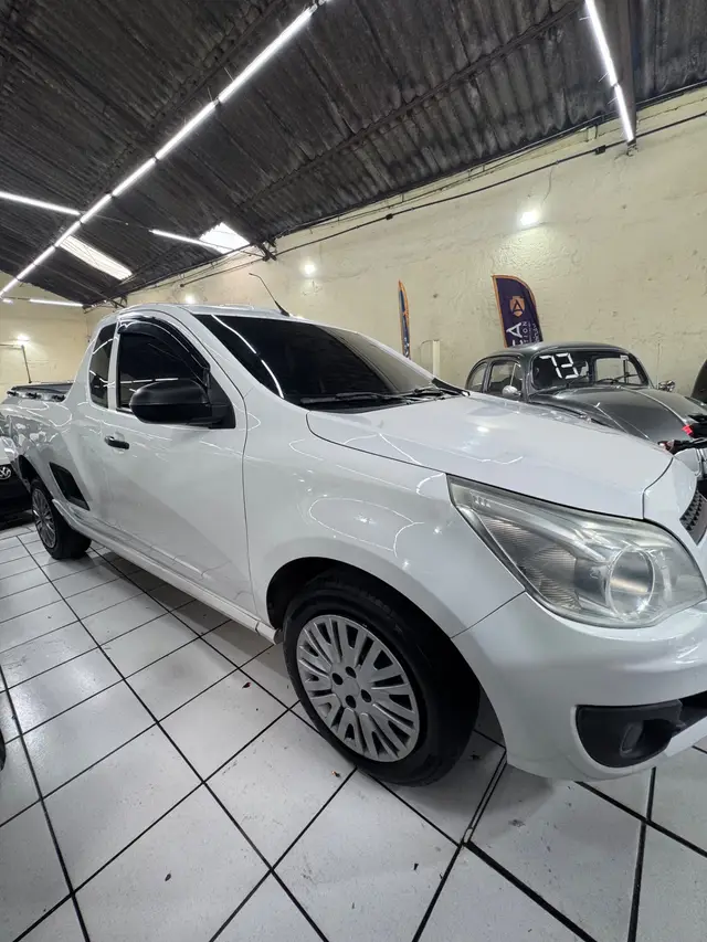 Carro Chevrolet Montana 2019 LS 1.4 (Flex)