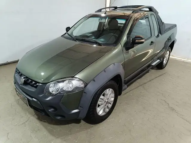 Carro Fiat Strada 2013 Adventure 1.8 16V (Flex) (Cabine Estendida)