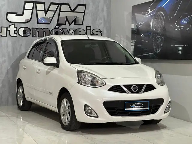 Carro Nissan March 2016 1.6 16V SV (Flex)