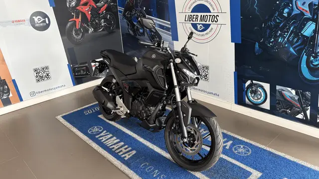 Moto Yamaha Fazer FZ15 2026 Connected
