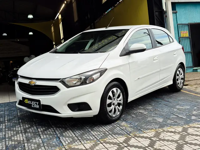 Carro Chevrolet Onix 2018 1.4 LT SPE/4 (Aut)