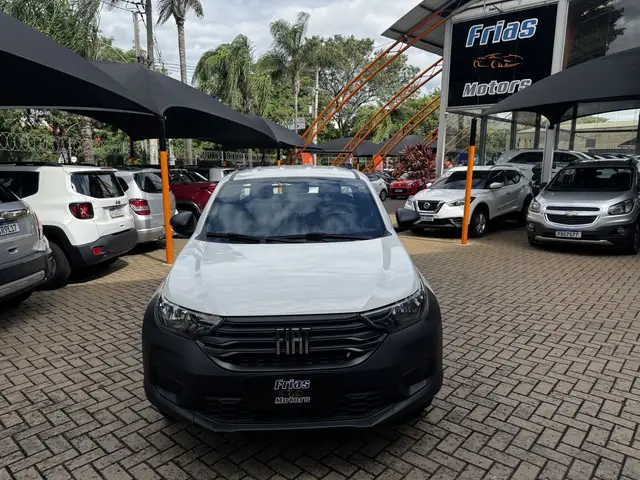 Carro Fiat Strada 2025 Endurance 1.3 Flex 8V CS