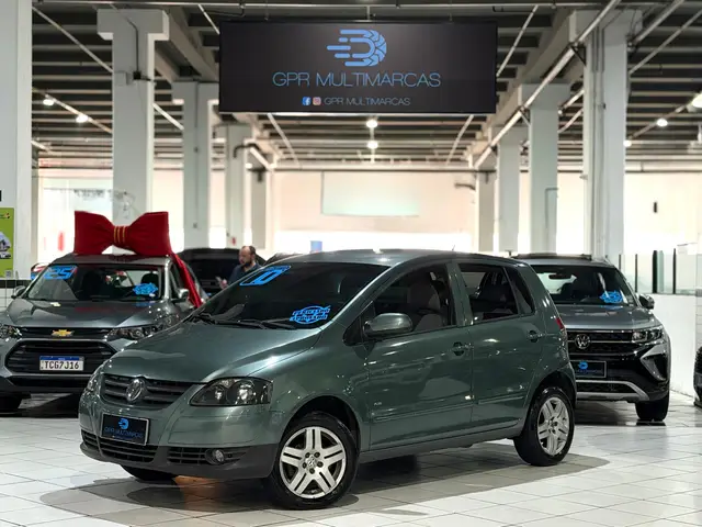 Carro Volkswagen Fox 2010 Route 1.0 8V (Flex) 4p