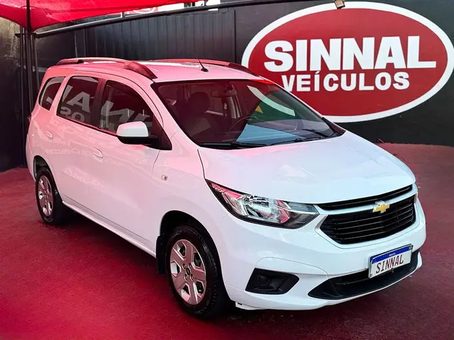 Carro Chevrolet Spin 2024 LT 1.8 (Aut.)