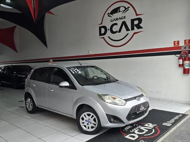 Carro Ford Fiesta Hatch 2013 SE Rocam 1.6 (Flex)