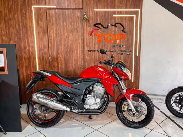 Moto Honda CB 300R 2014 Standard