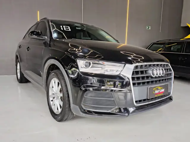 Carro Audi Q3 2018 1.4 TFSI Attraction S Tronic (Flex)