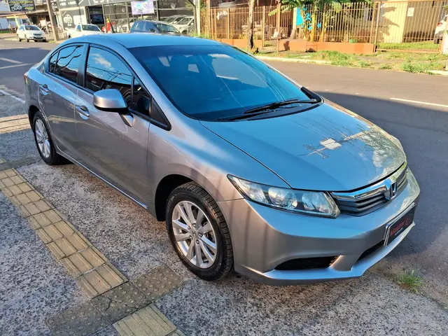 Carro Honda Civic 2015 LXS 1.8 i-VTEC (Aut) (Flex)