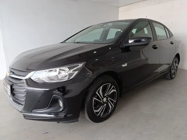 Carro Chevrolet Onix Plus 2024 LT 1.0