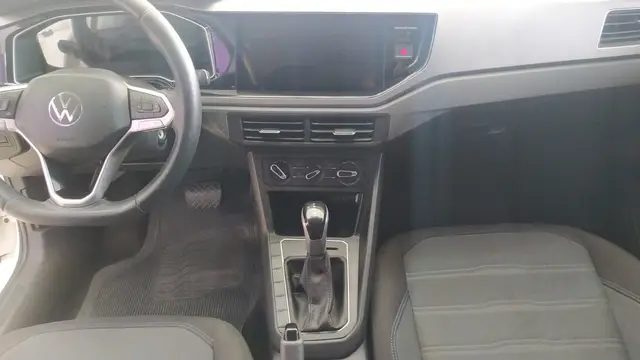 Carro Volkswagen Nivus 2024 Comfortline 200 TSI