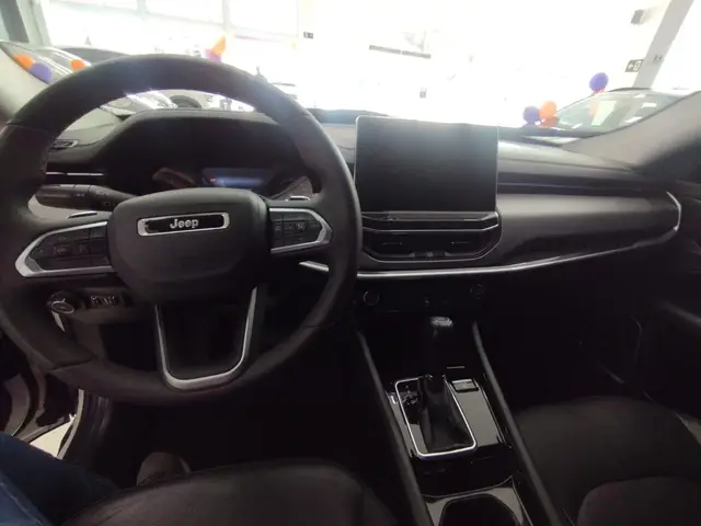Carro Jeep Compass 2024 Longitude 1.3 T270 (Aut) (Flex)