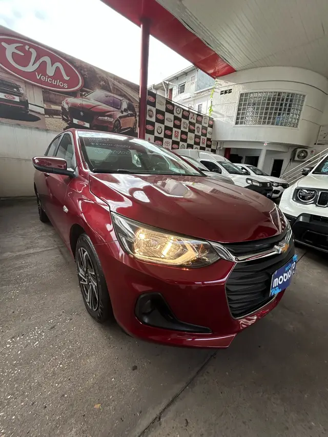 Carro Chevrolet Onix Plus 2024 LT 1.0