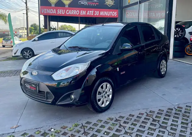 Carro Ford New Fiesta Sedan 2011 SE 1.6 (Flex)