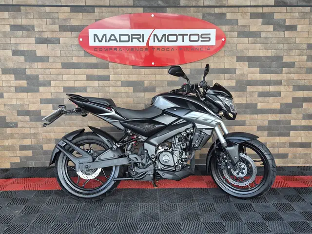 Moto Bajaj Dominar 200 2023 DOMINAR 200