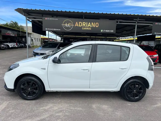 Carro Renault Sandero 2014 GT Line 1.6 8V (Flex)