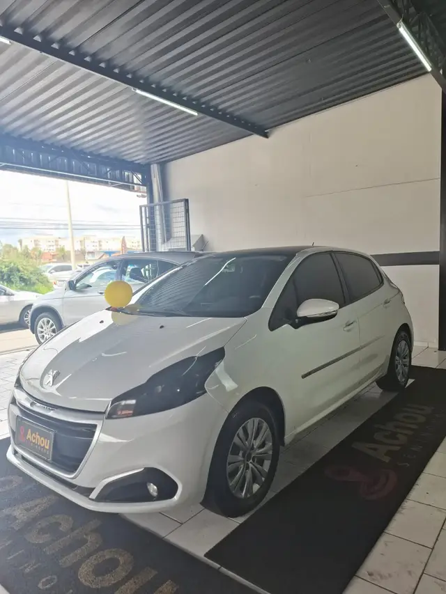 Carro Peugeot 208 2017 Active 1.2 12V (Flex)