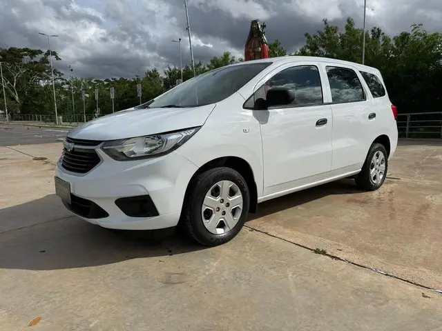 Carro Chevrolet Spin 2022 LS 1.8 8V Econo.Flex 5p Aut.