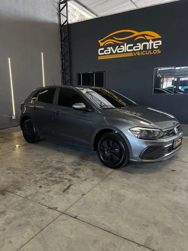 Carro Volkswagen Polo 2025 Track 1.0 Flex 12V 5p
