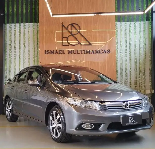Carro Honda Civic 2013 New  LXS 1.8 16V i-VTEC (Flex)