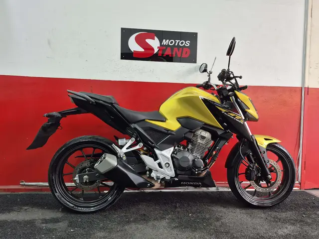 Moto Honda CB 300F Twister 2023 (ABS)