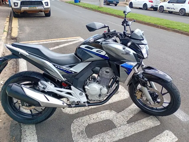 Moto Honda CB 250F Twister 2019 (ABS)