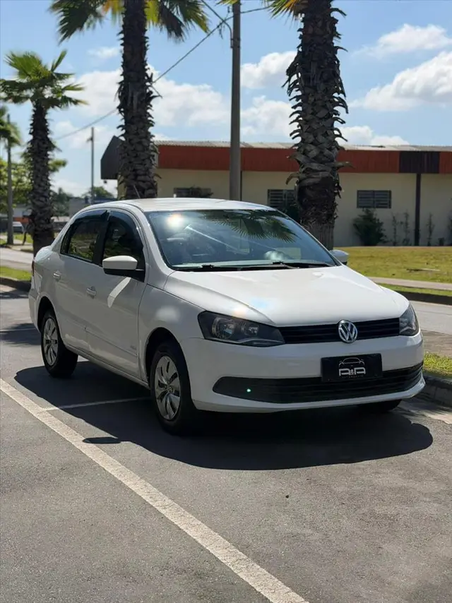 Carro Volkswagen Voyage 2014 1.0 TEC (Flex)