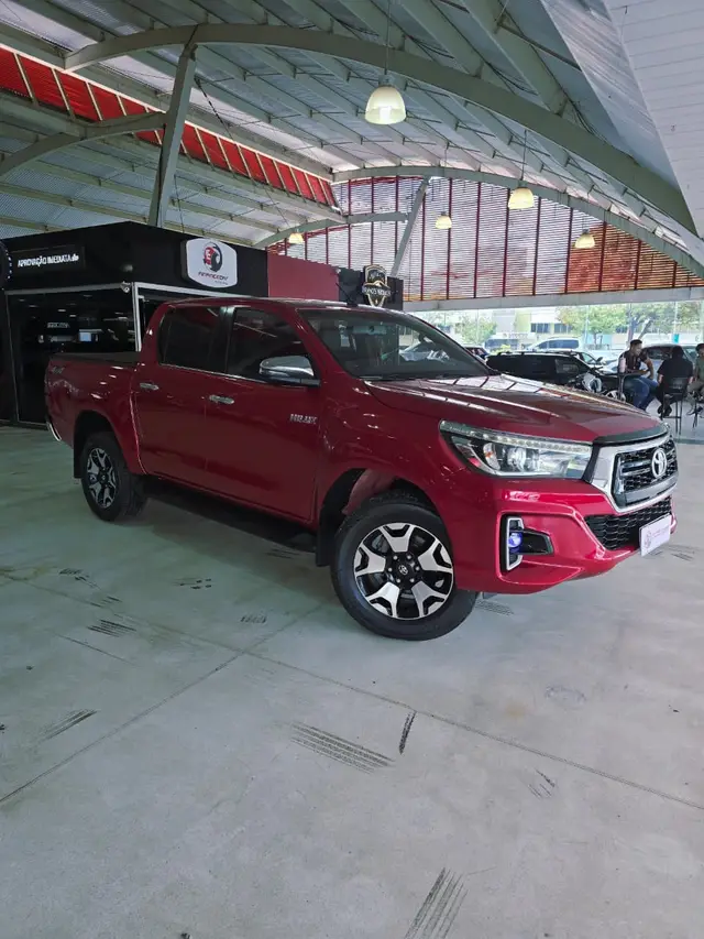 Carro Toyota Hilux Cabine Dupla 2019 Hilux 2.8 TDI CD SRX 50th 4x4 (Aut)