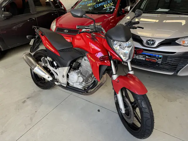 Moto Honda CB 300R 2012 Edição Especial