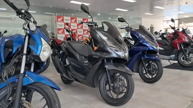 Moto Honda PCX 160 2023 CBS