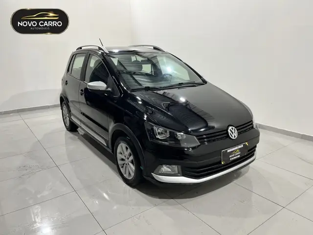 Carro Volkswagen Fox 2016 1.0 MPI Track (Flex)