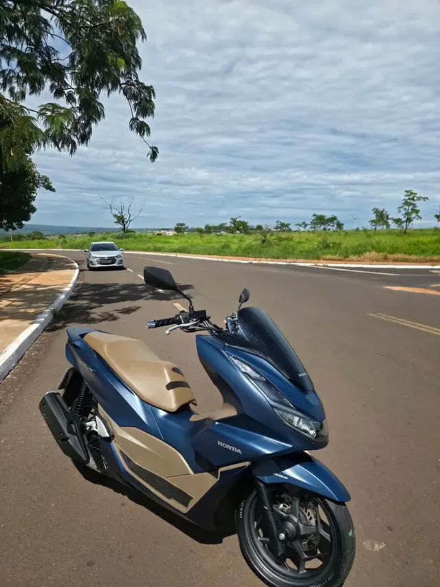 Moto Honda PCX 160 2024 DLX ABS
