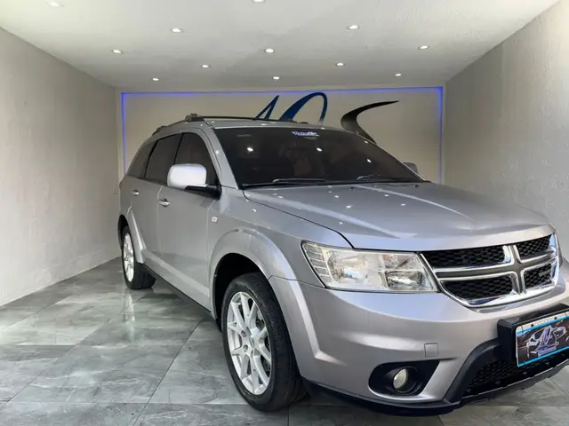 Carro Dodge Journey 2015 RT 3.6 V6