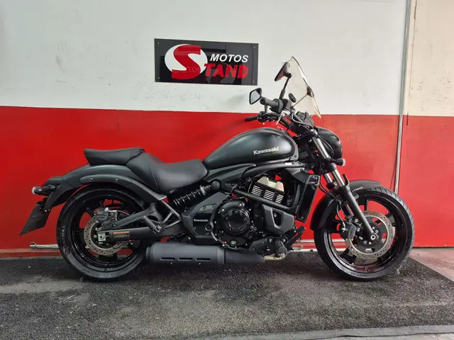 Moto Kawasaki Vulcan 2023 S 650