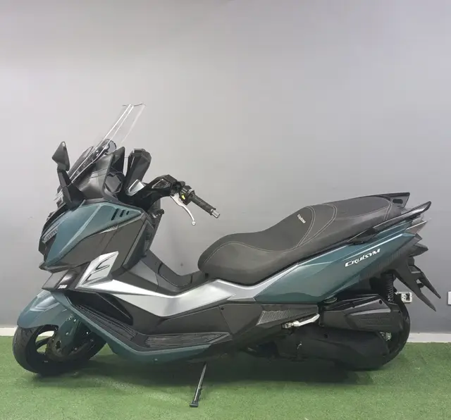 Moto Dafra Cruisym 2025 300