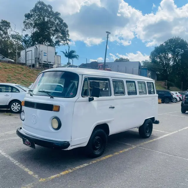 Carro Volkswagen Kombi 1997 Carat 1.6 MI