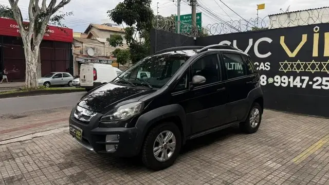 Carro Fiat Idea 2013 Adventure 1.8 16V E.TorQ (Flex)