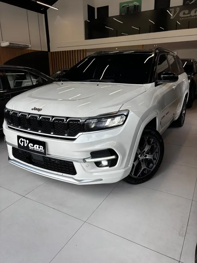 Carro Jeep Commander 2022 Overland T270 Flex (Aut)