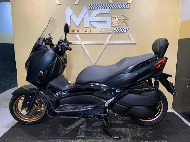 Moto Yamaha XMax 2023 ABS