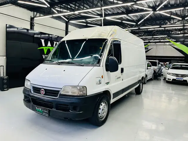 Carro Fiat Ducato 2017 2.3 TDI Multijet Eco Cargo L 9.0m