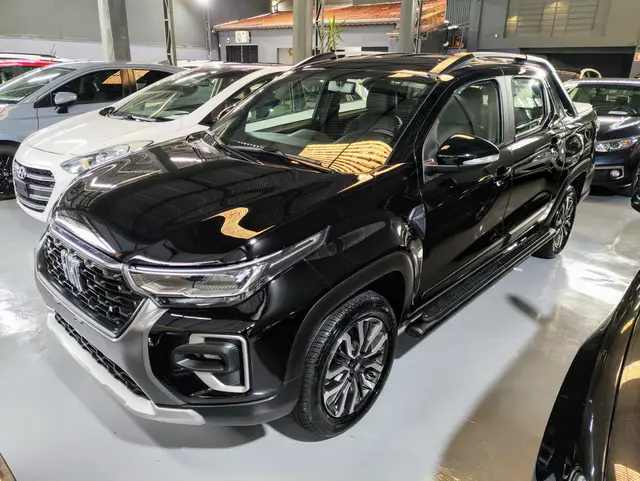 Carro Fiat Strada 2025 Ranch 1.0 Flex Turbo CD Aut.