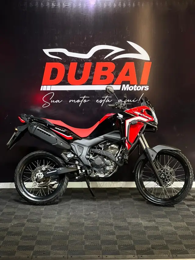 Moto Honda XRE Sahara 300 2025 Rally