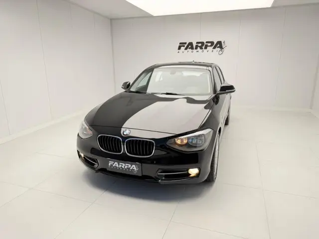 Carro BMW 120i 2015 120i Sport ActiveFlex
