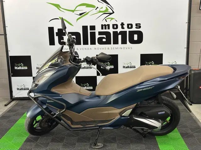 Moto Honda PCX 160 2023 DLX ABS