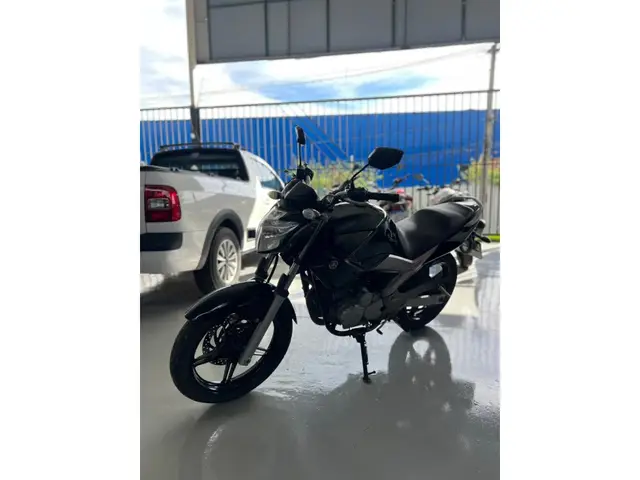 Moto Yamaha YS 250 Fazer 2012 250cc