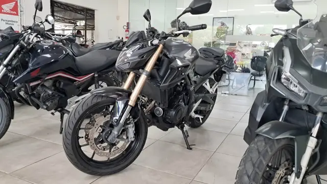 Moto Honda CB 500F 2023 (ABS)