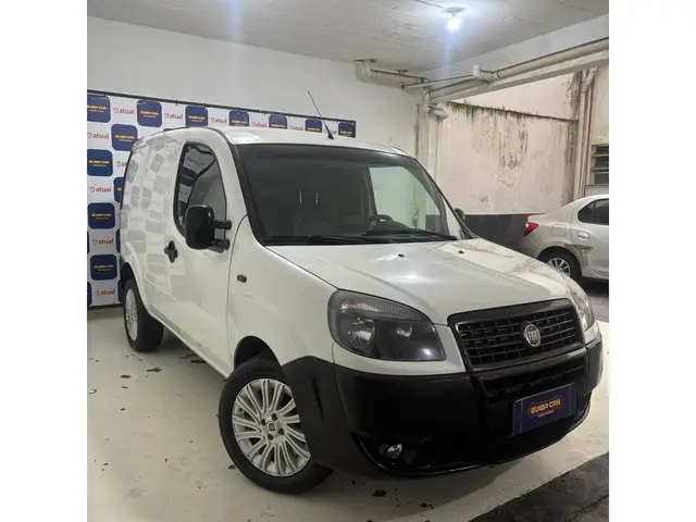 Carro Fiat Doblò Cargo 2015 1.8 E.torQ (Flex)