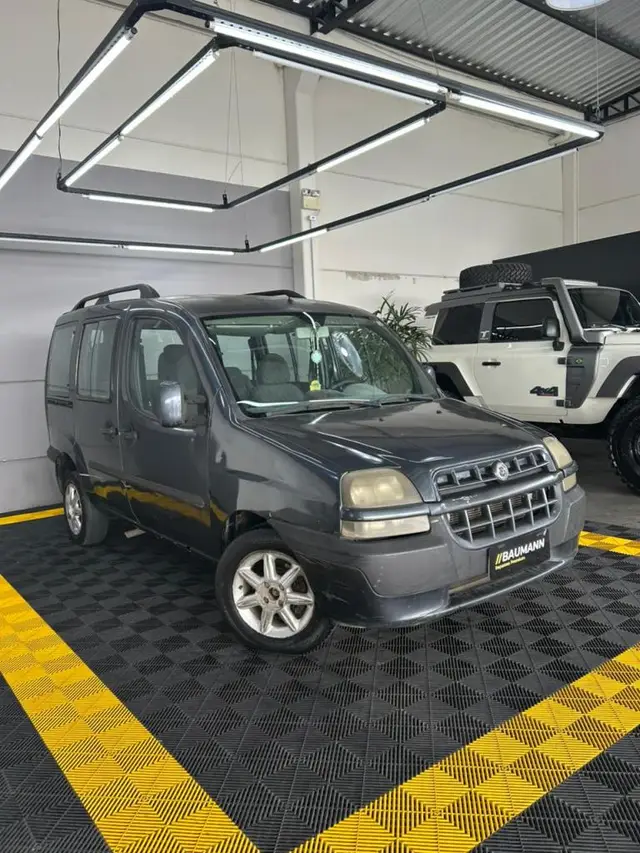 Carro Fiat Doblò 2004 ELX 1.8 8V
