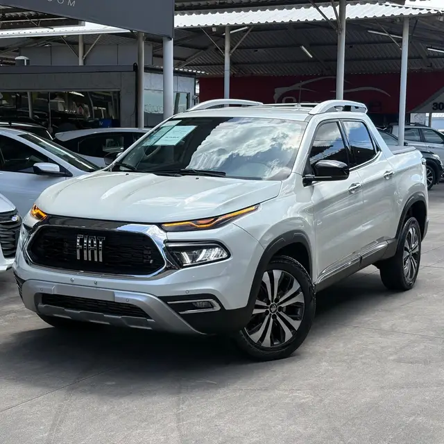 Carro Fiat Toro 2025 Volcano 2.0