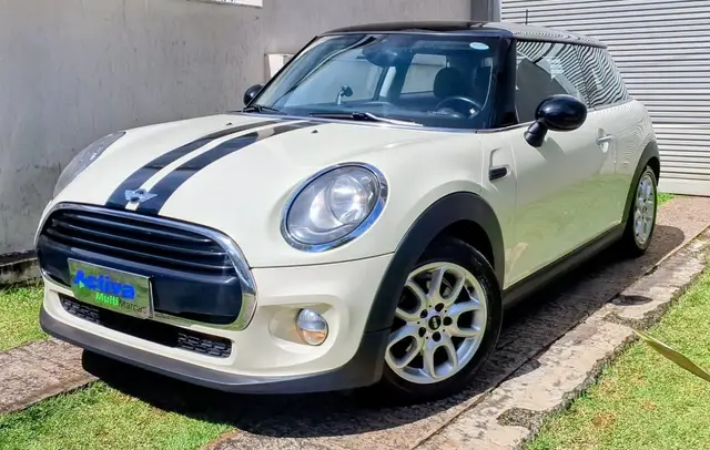 Carro MINI Cooper 2015 1.5 (Aut) 2p